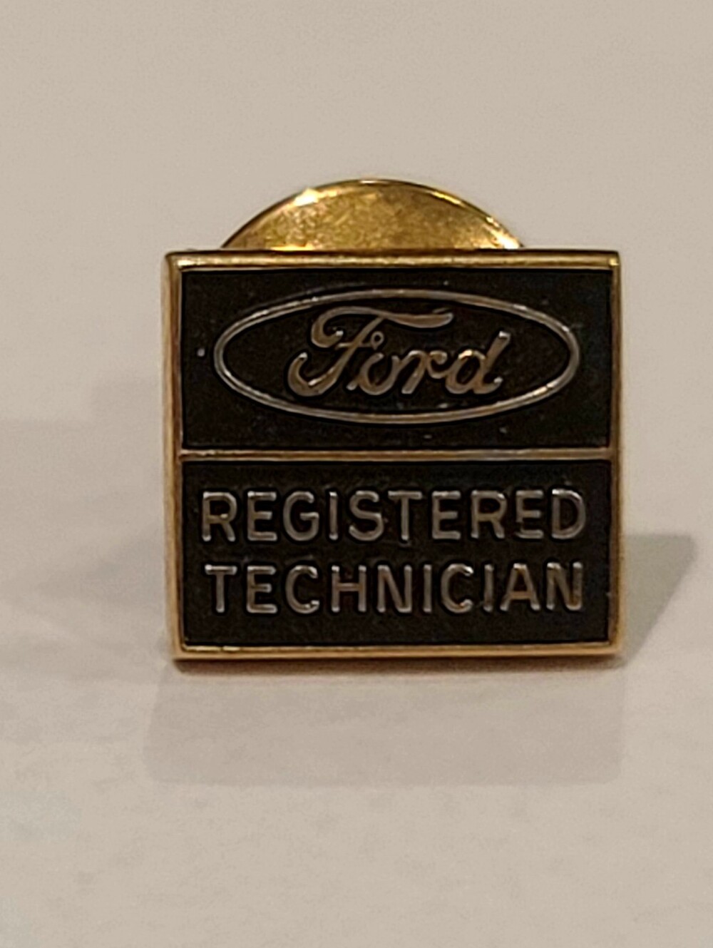 Vintage Ford Registered Technician Lapel Pin 10K Solid Gold CTO Hallmark
